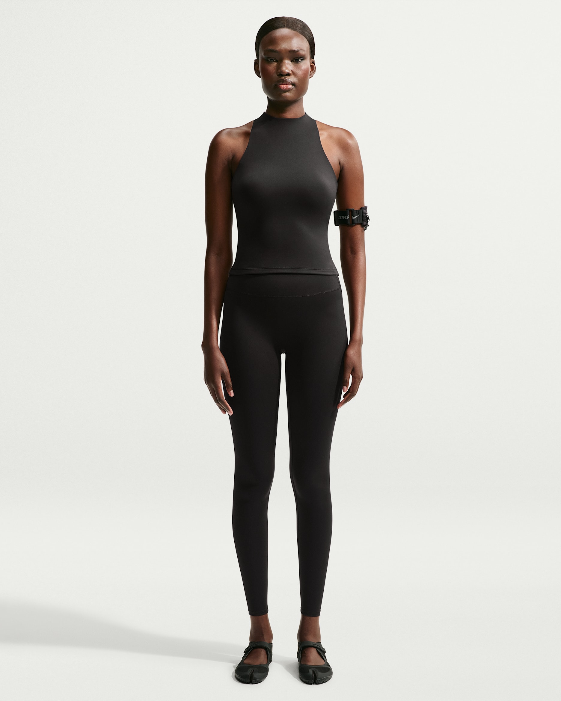 NikeSKIMS Matte Women's High-Waisted 29